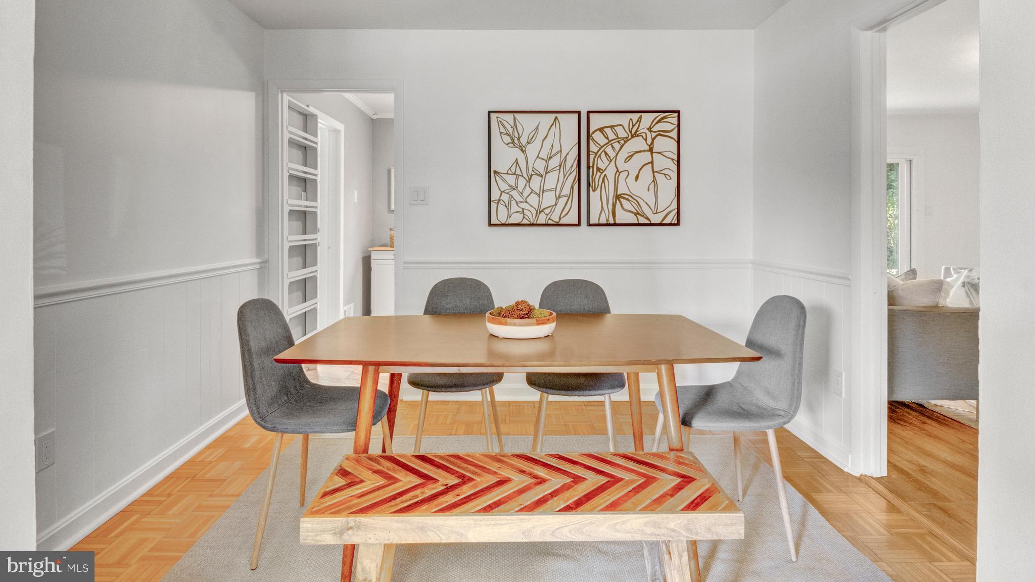 4014 Lees Corner Road Chantilly, VA 20151 - Photo 5 of 29 Dining Room