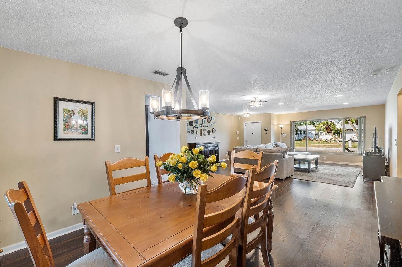 14554 Springside Lane Delray Beach, FL 33484 - Photo 9 of 33 Dining Room