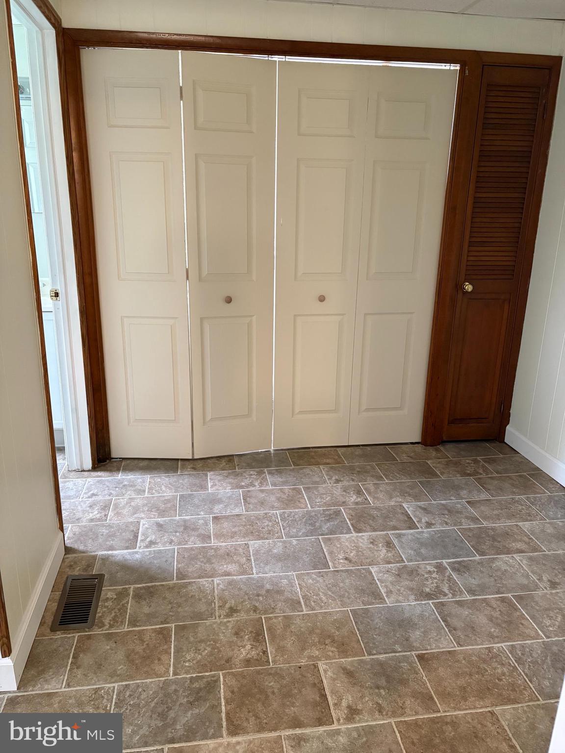 167 East Wolfert Station Road Mickleton, NJ 08056 - Photo 4 of 11 Gallery Image 4