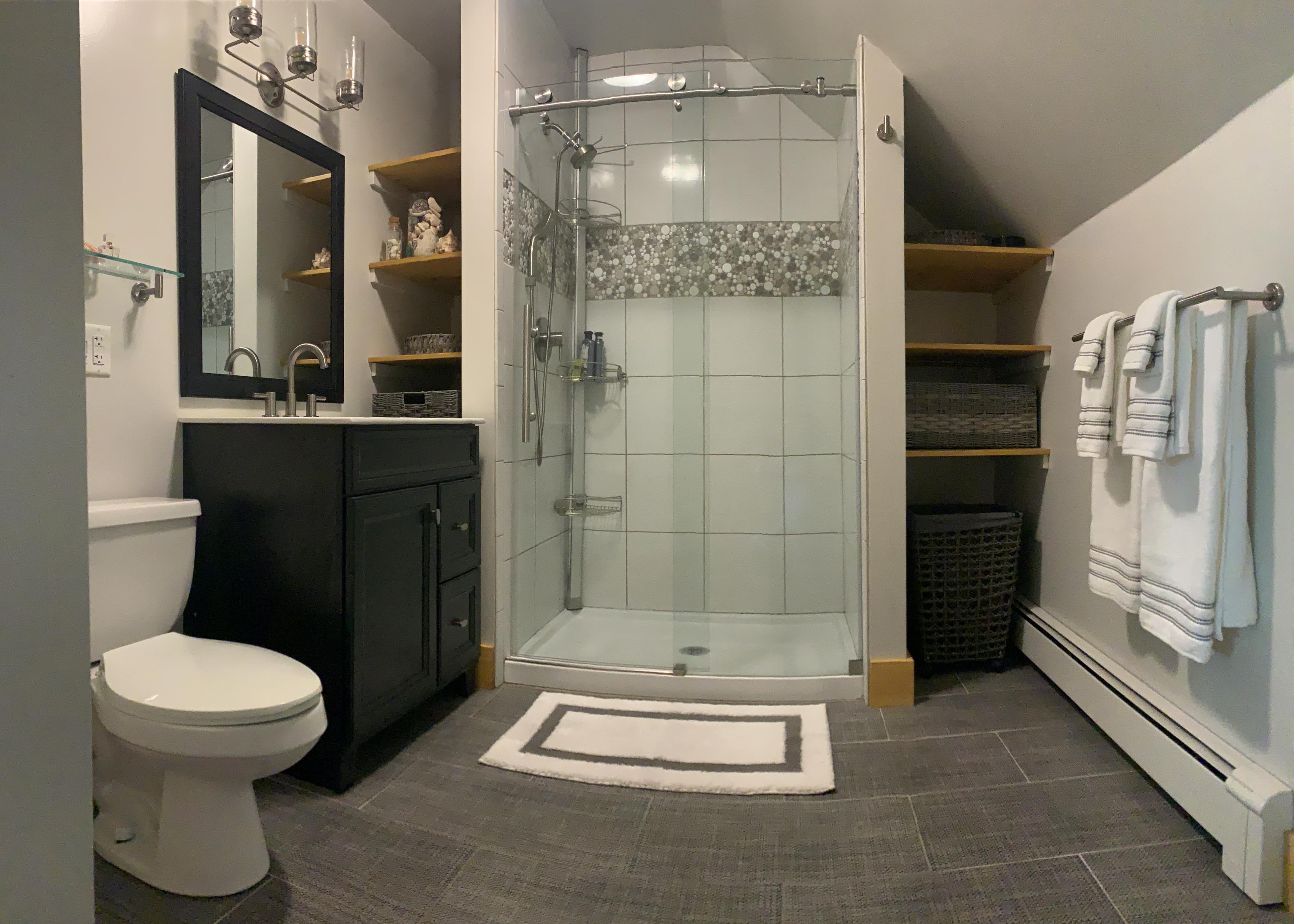 94 Meadow Cove Road East Boothbay, ME 04544 - Photo 23 of 34 24House upstairs bathroom