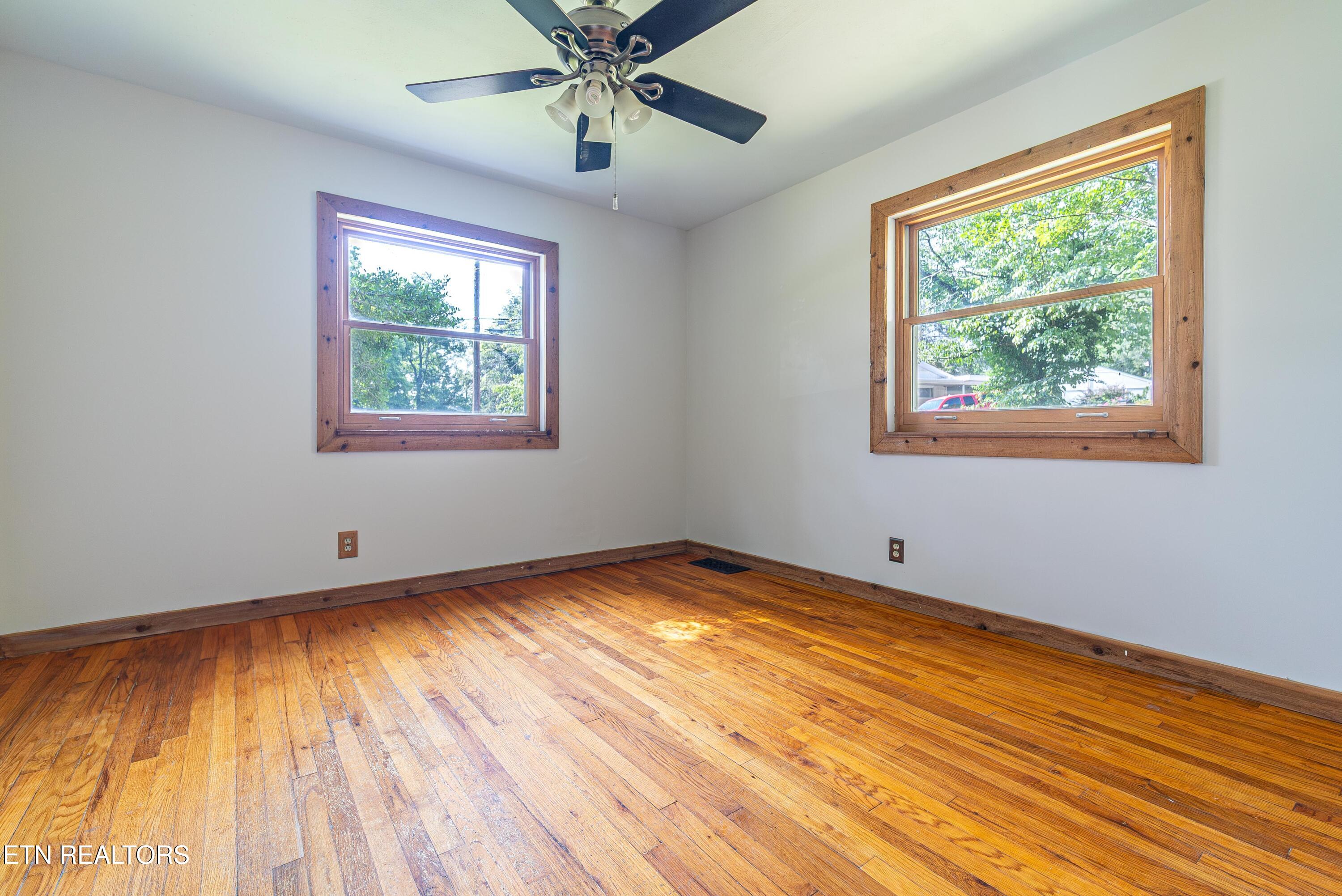 128 Orchard Lane Oak Ridge, TN 37830 - Photo 9 of 10 Bedroom 2