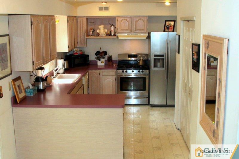 241 Colts Neck Road Farmingdale, NJ 07727 - Photo 8 of 24 Gallery Image 8