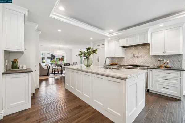 $2,399,000 | 2348 Holly Oak Drive, Danville, CA 94506