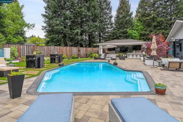 $2,399,000 | 2348 Holly Oak Drive, Danville, CA 94506