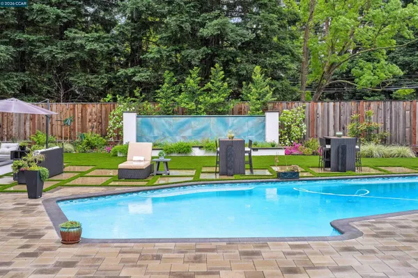 $2,399,000 | 2348 Holly Oak Drive, Danville, CA 94506