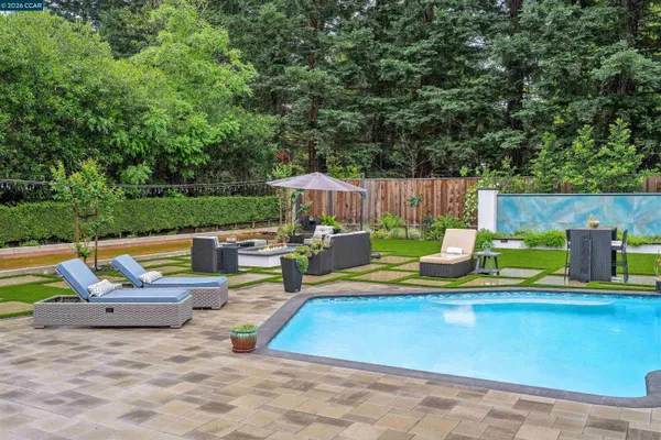 $2,399,000 | 2348 Holly Oak Drive, Danville, CA 94506