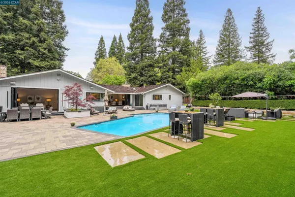 $2,399,000 | 2348 Holly Oak Drive, Danville, CA 94506