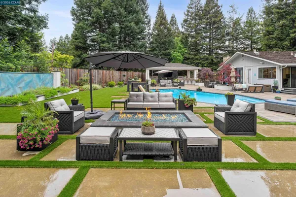 $2,399,000 | 2348 Holly Oak Drive, Danville, CA 94506