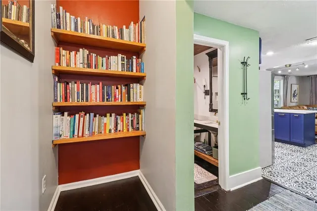 a view of walk in closet