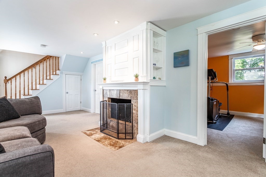 21 Fisher Road Holden, MA 01520 - Photo 12 of 33 Gallery Image 12