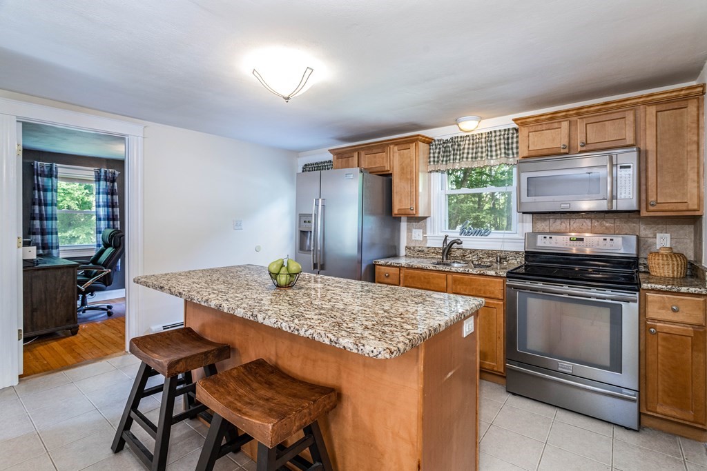 21 Fisher Road Holden, MA 01520 - Photo 21 of 33 Gallery Image 21