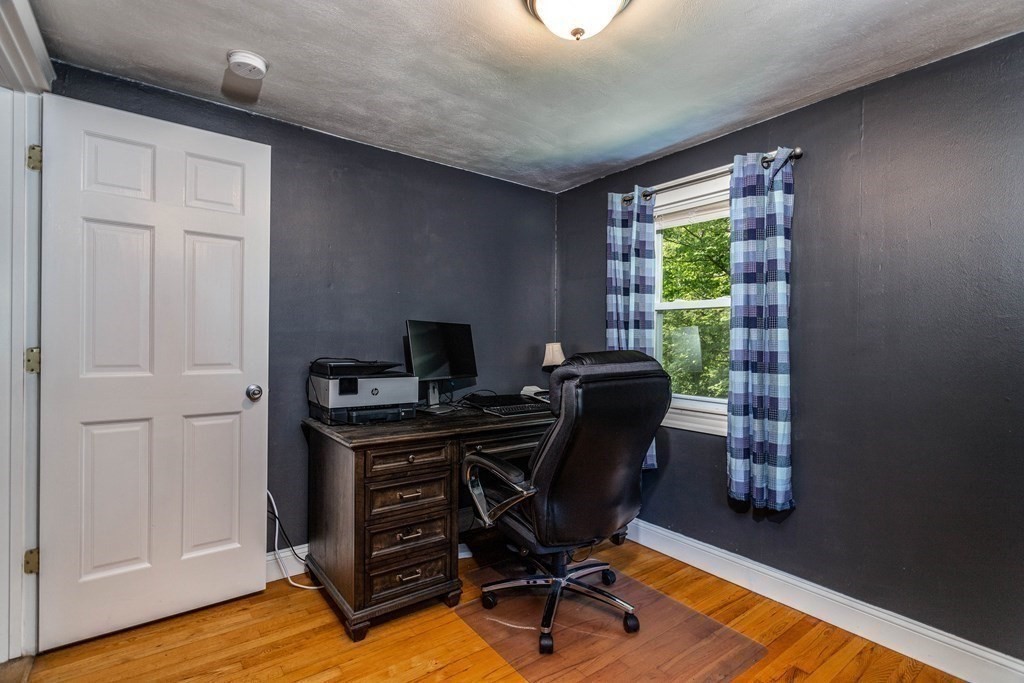 21 Fisher Road Holden, MA 01520 - Photo 30 of 33 Gallery Image 30
