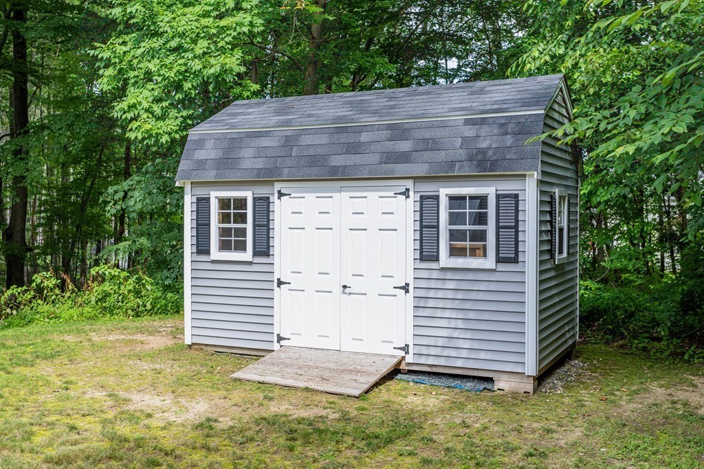 21 Fisher Road Holden, MA 01520 - Photo 7 of 33 Gallery Image 7