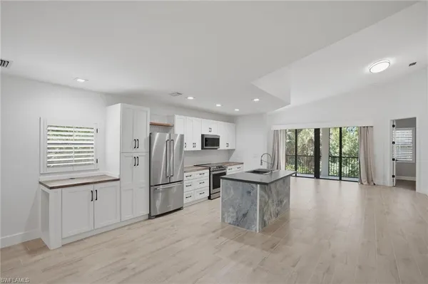 $2,800 | 27024 Adriana Circle, Unit 201, Bonita Springs, FL 34135