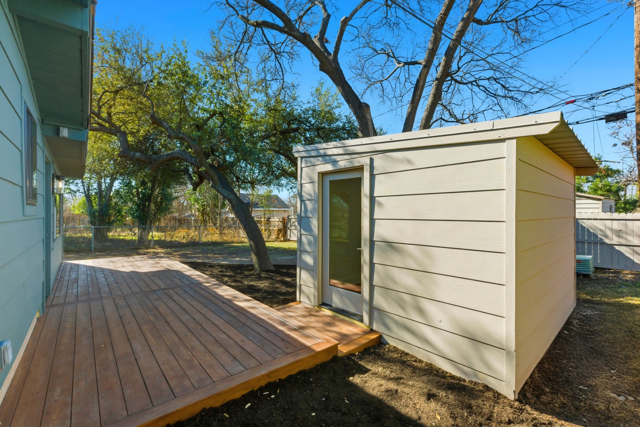 623 Amesbury Lane Austin, TX 78752 - Photo 31 of 34 Detached Flex Space