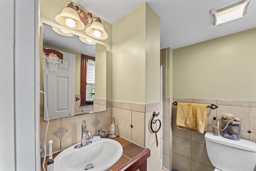 388 Arborway, Unit 2 Boston, MA 02130 - Photo 16 of 20