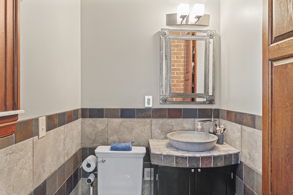 388 Arborway, Unit 2 Boston, MA 02130 - Photo 17 of 20