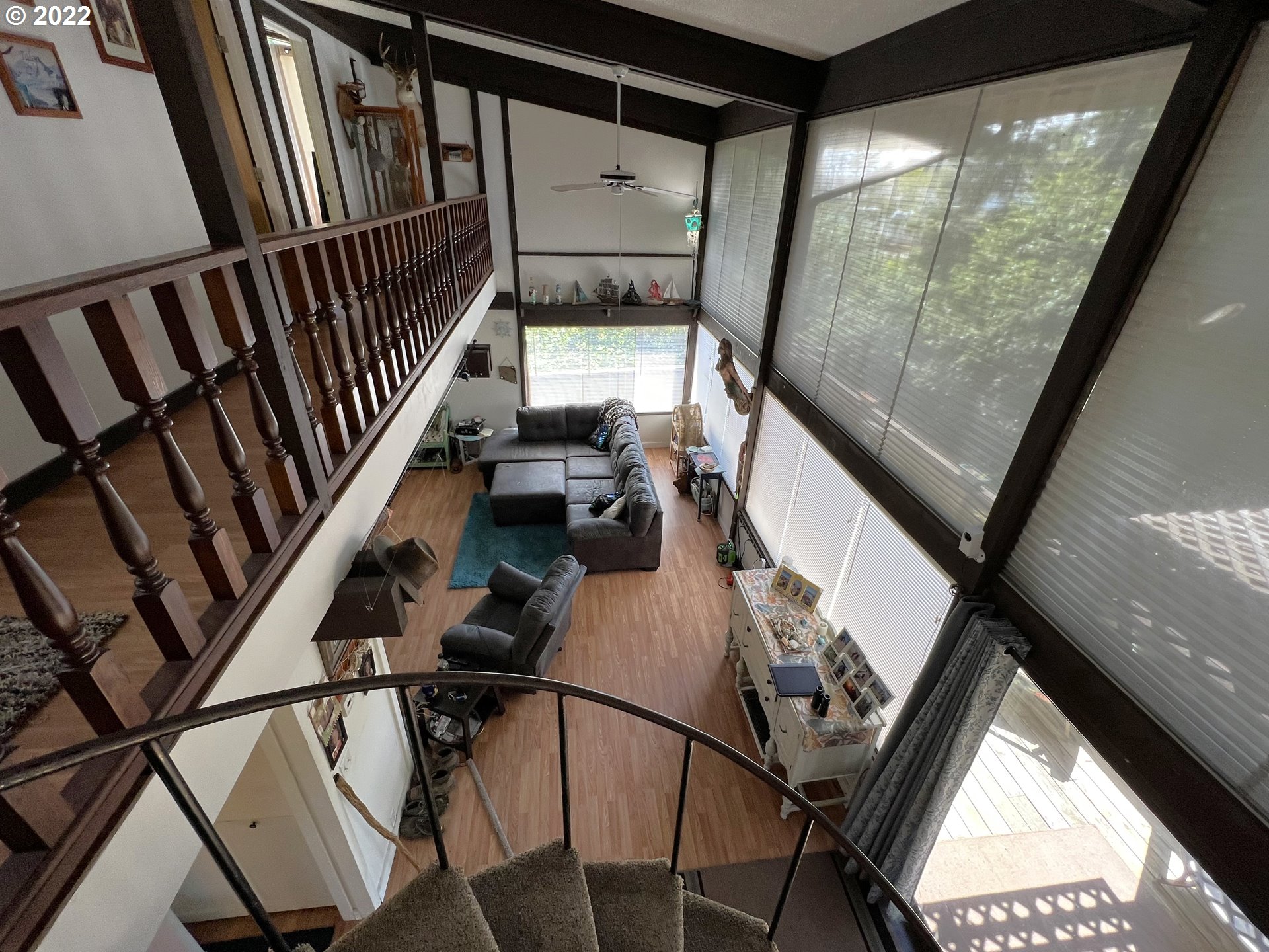 2690 Everett Avenue North Bend, OR 97459 - Photo 2 of 32 a view of an entryway