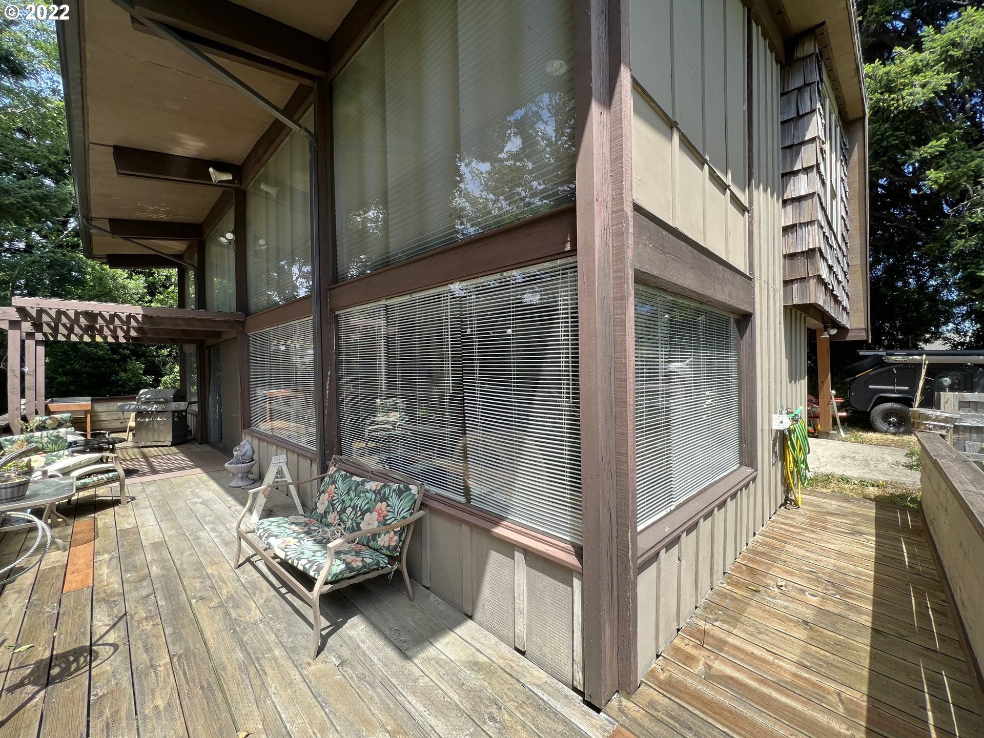 2690 Everett Avenue North Bend, OR 97459 - Photo 21 of 32 a view of outdoor space