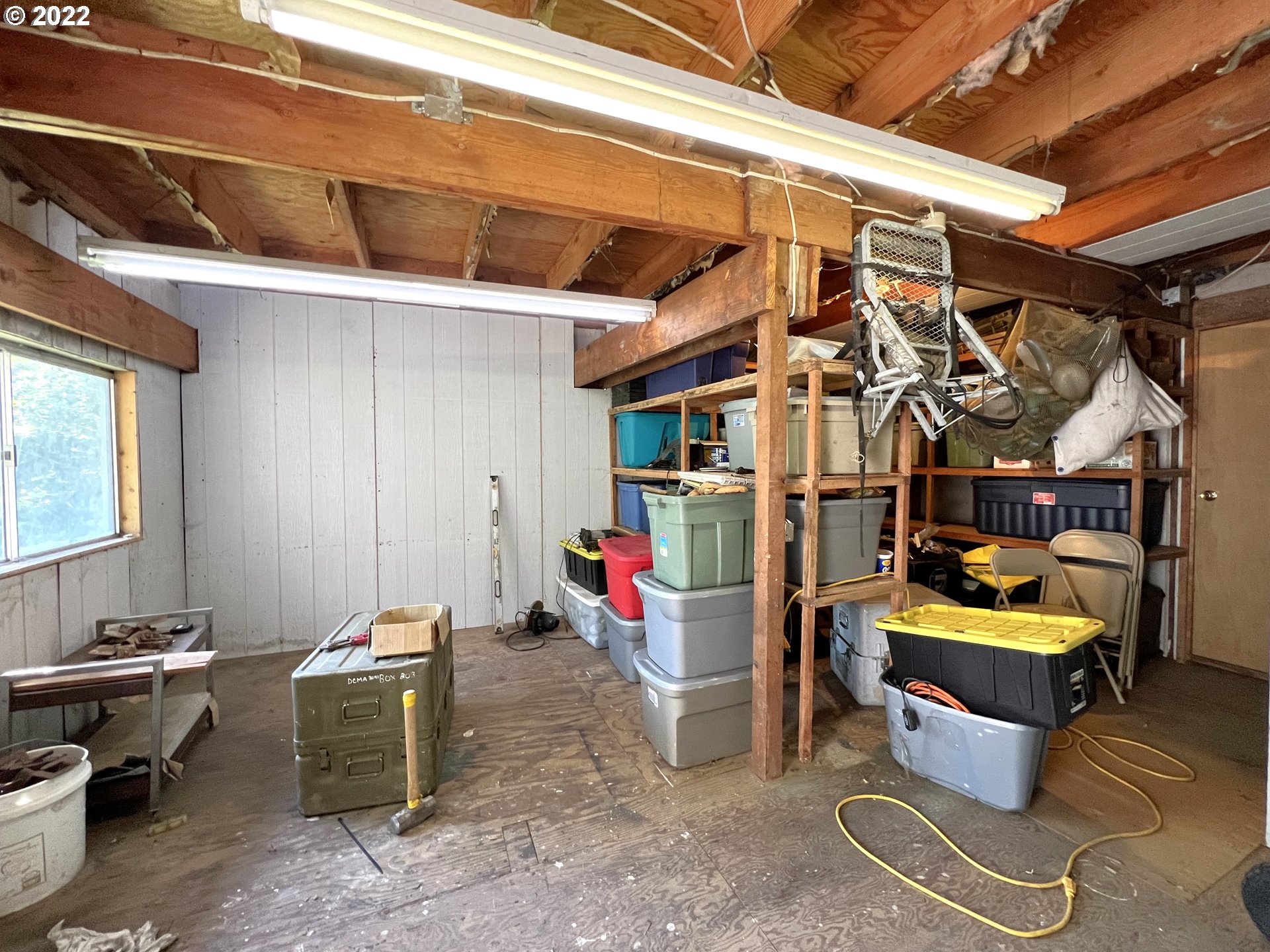 2690 Everett Avenue North Bend, OR 97459 - Photo 32 of 32 a view of a chairs in a room