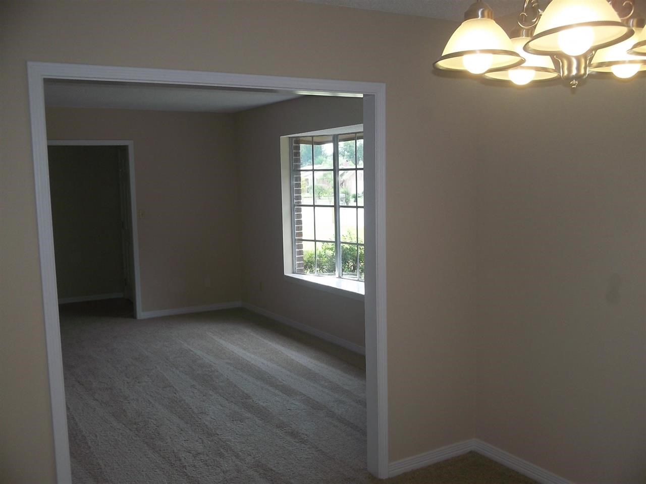 5870 Adelyn Road Pensacola, FL 32504 - Photo 8 of 27 Gallery Image 8