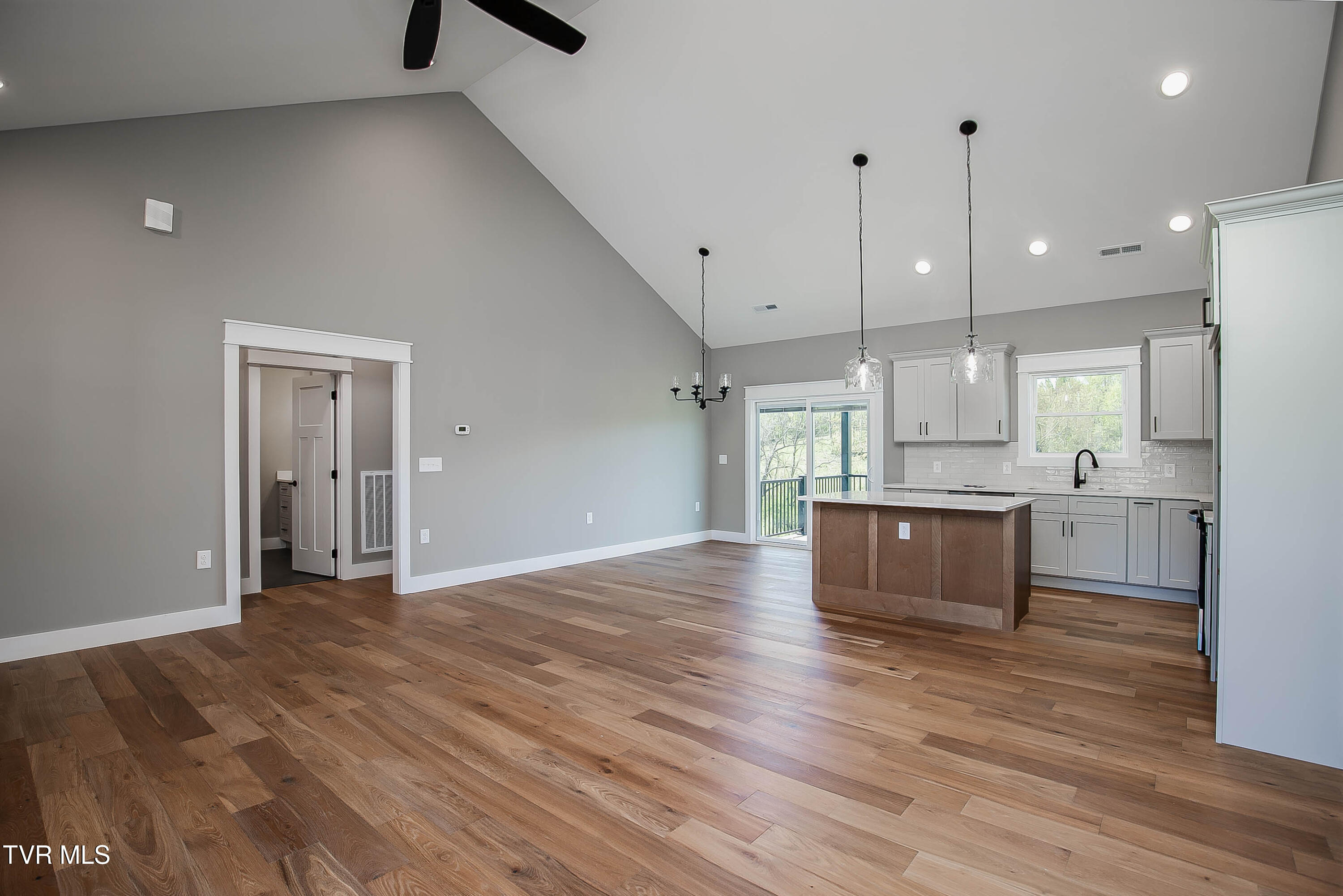 282 Ruby Rose Ridge Jonesborough, TN 37659 - Photo 12 of 48 IMG_4417-Edit