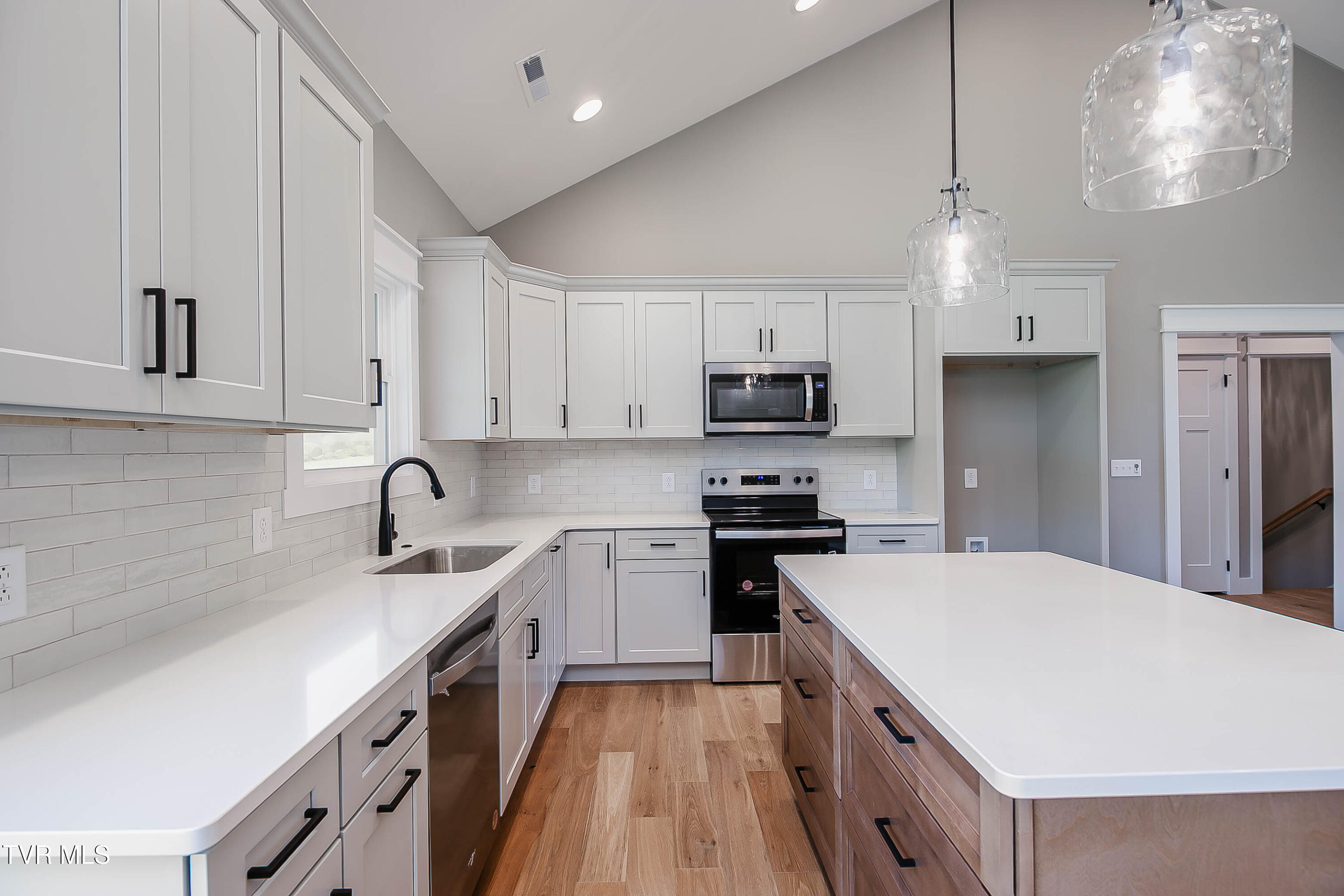 282 Ruby Rose Ridge Jonesborough, TN 37659 - Photo 15 of 48 IMG_4423-Edit