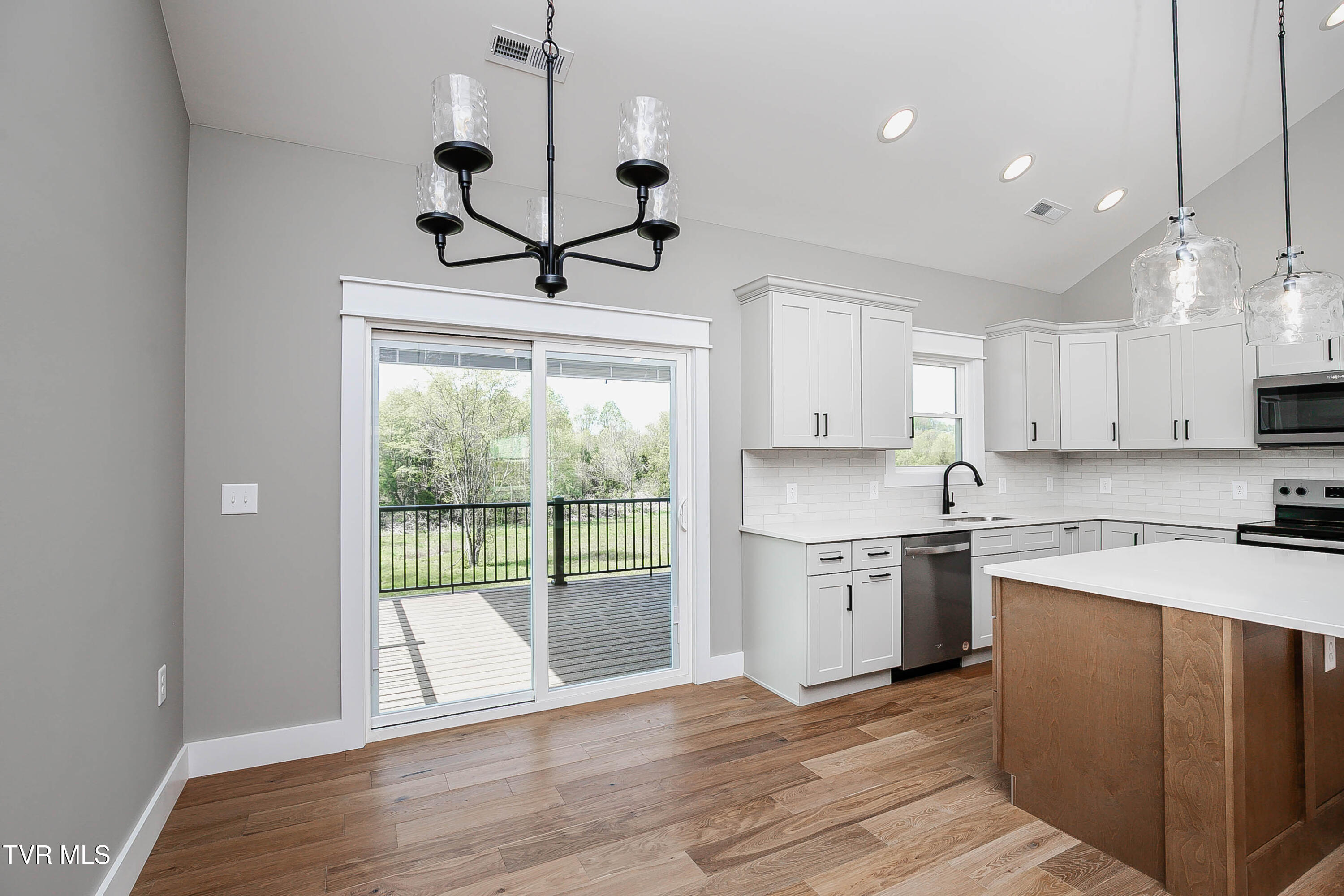 282 Ruby Rose Ridge Jonesborough, TN 37659 - Photo 17 of 48 IMG_4430