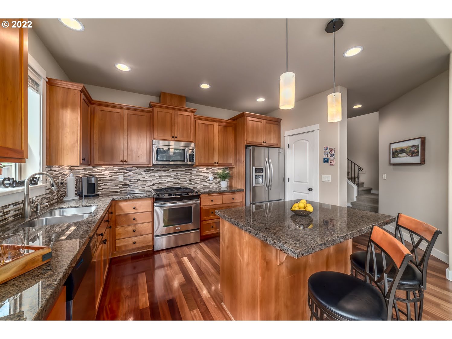 745 Oakway Road Eugene, OR 97401 - Photo 6 of 31 Gallery Image 6