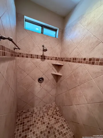 $3,250 | 250 Palomino Trail, Natalia, TX 78059