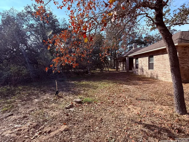 $3,250 | 250 Palomino Trail, Natalia, TX 78059