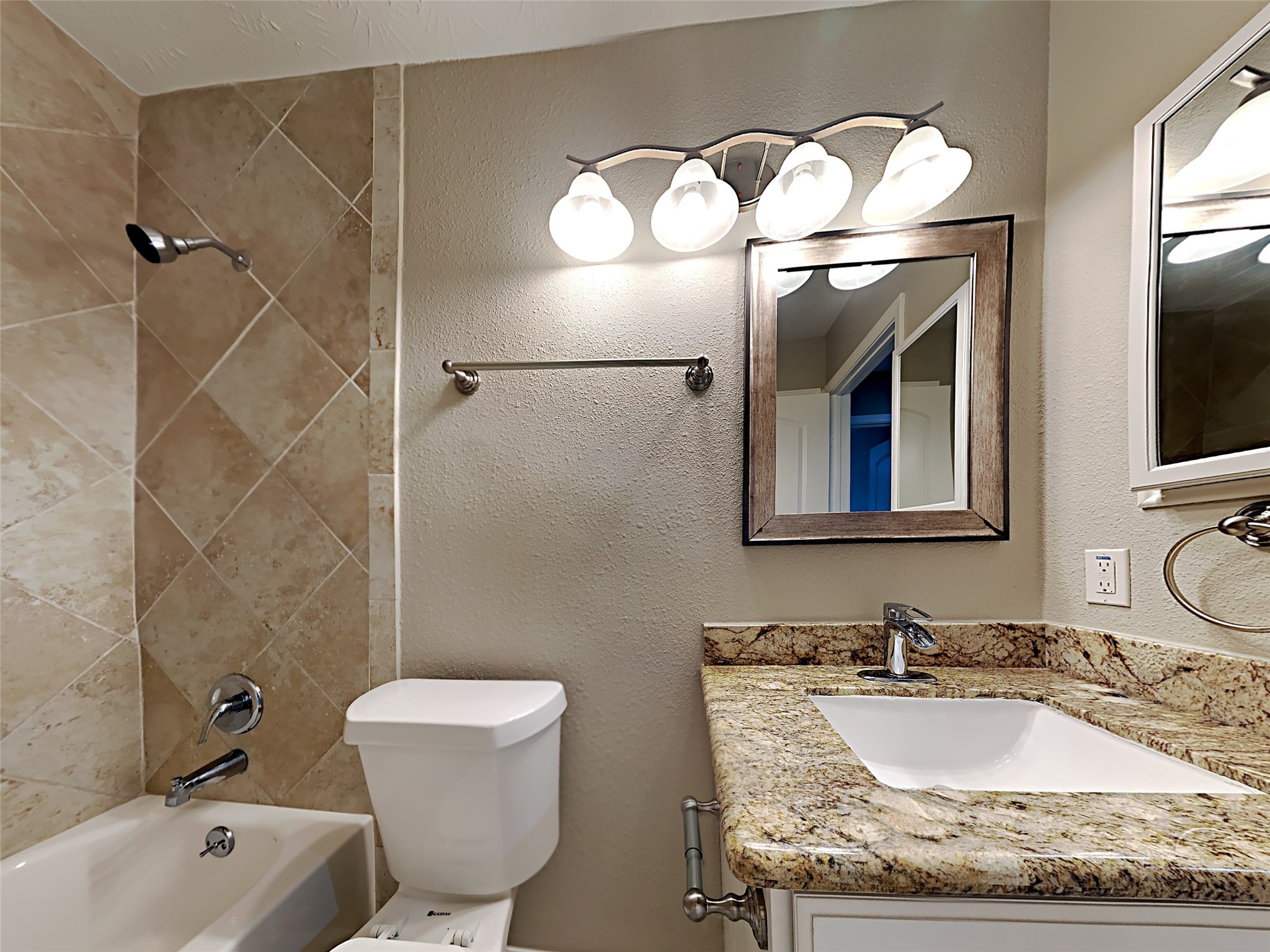 41 Kittiwake Court Spring, TX 77380 - Photo 12 of 18