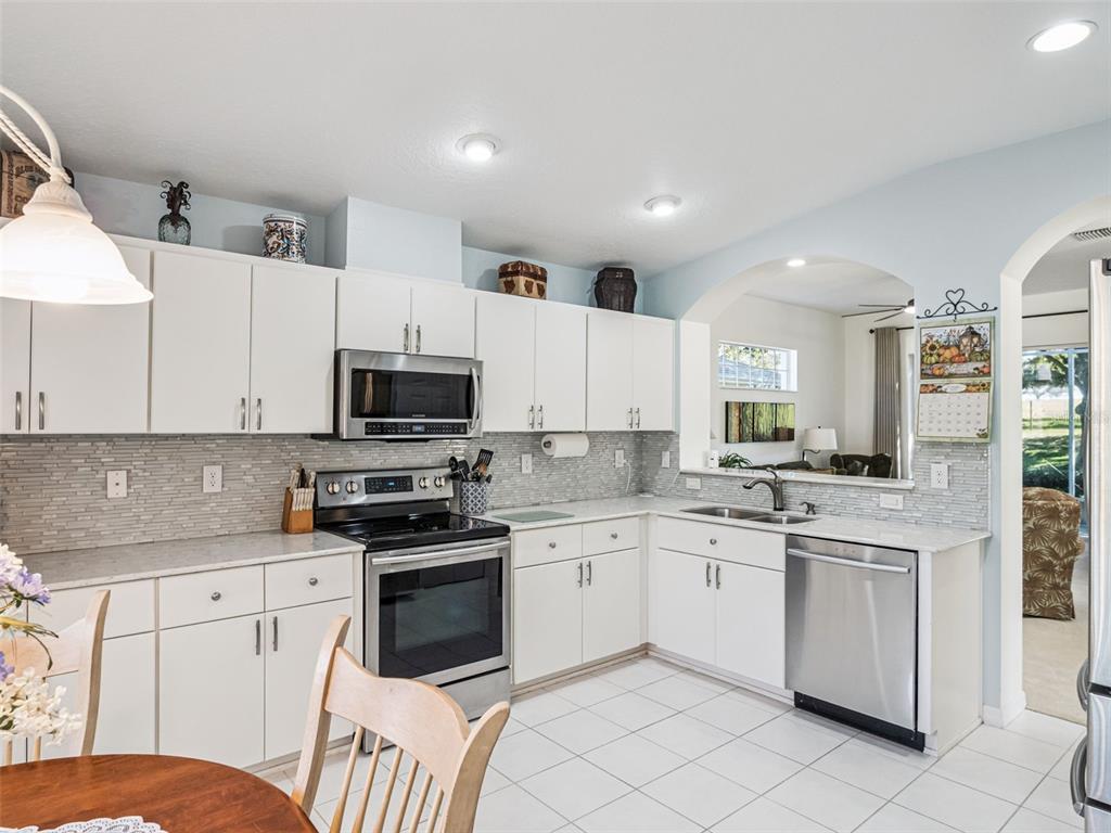 20700 Queen Alexandra Drive Leesburg, FL 34748 - Photo 13 of 54 Gallery Image 13