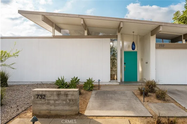 $1,600,000 | 732 South Woodland Street, Orange, CA 92869