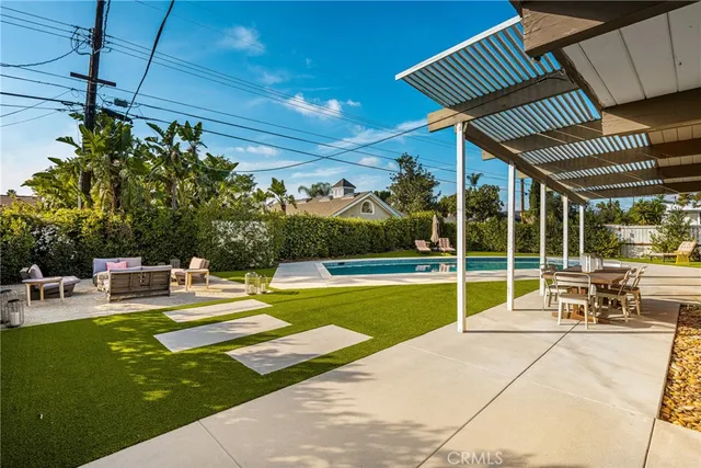 $1,600,000 | 732 South Woodland Street, Orange, CA 92869