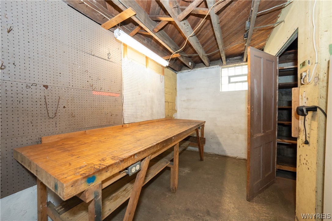 13522 N Road Alden, NY 14004 - Photo 43 of 50