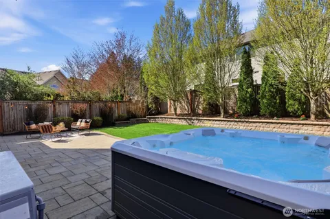 $2,150,000 | 27260 Southeast 19th Place, Sammamish, WA 98075