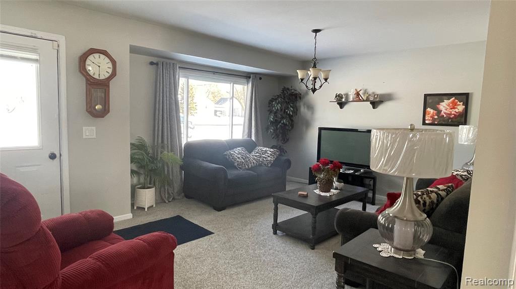 7120 Lapeer Road Davison, MI 48423 - Photo 5 of 48
