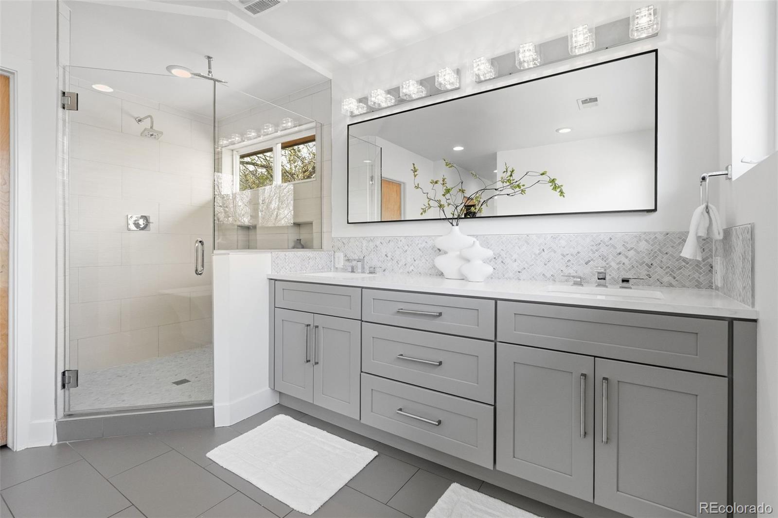 2379 Ivanhoe Street Denver, CO 80207 - Photo 29 of 50