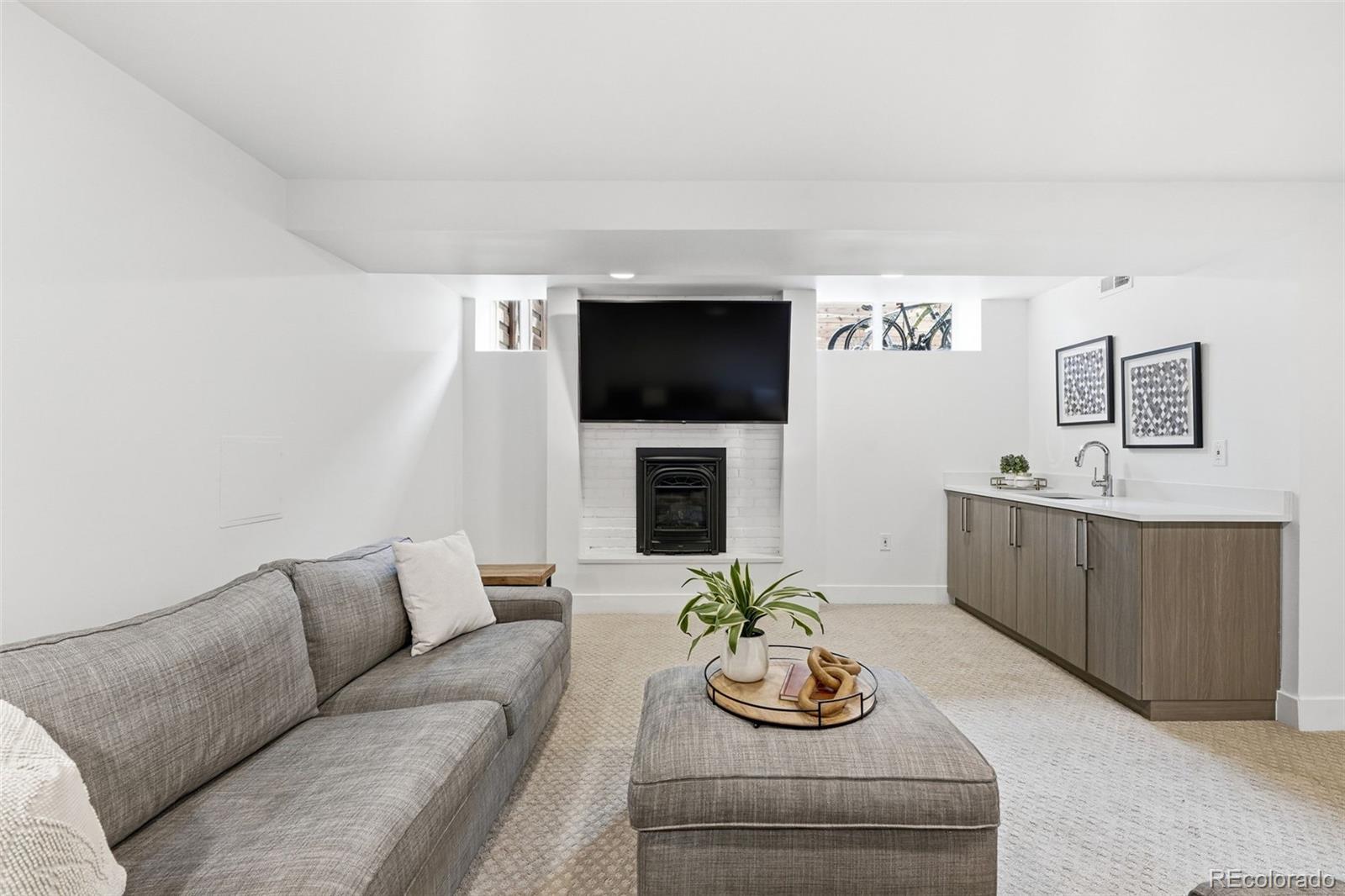 2379 Ivanhoe Street Denver, CO 80207 - Photo 41 of 50