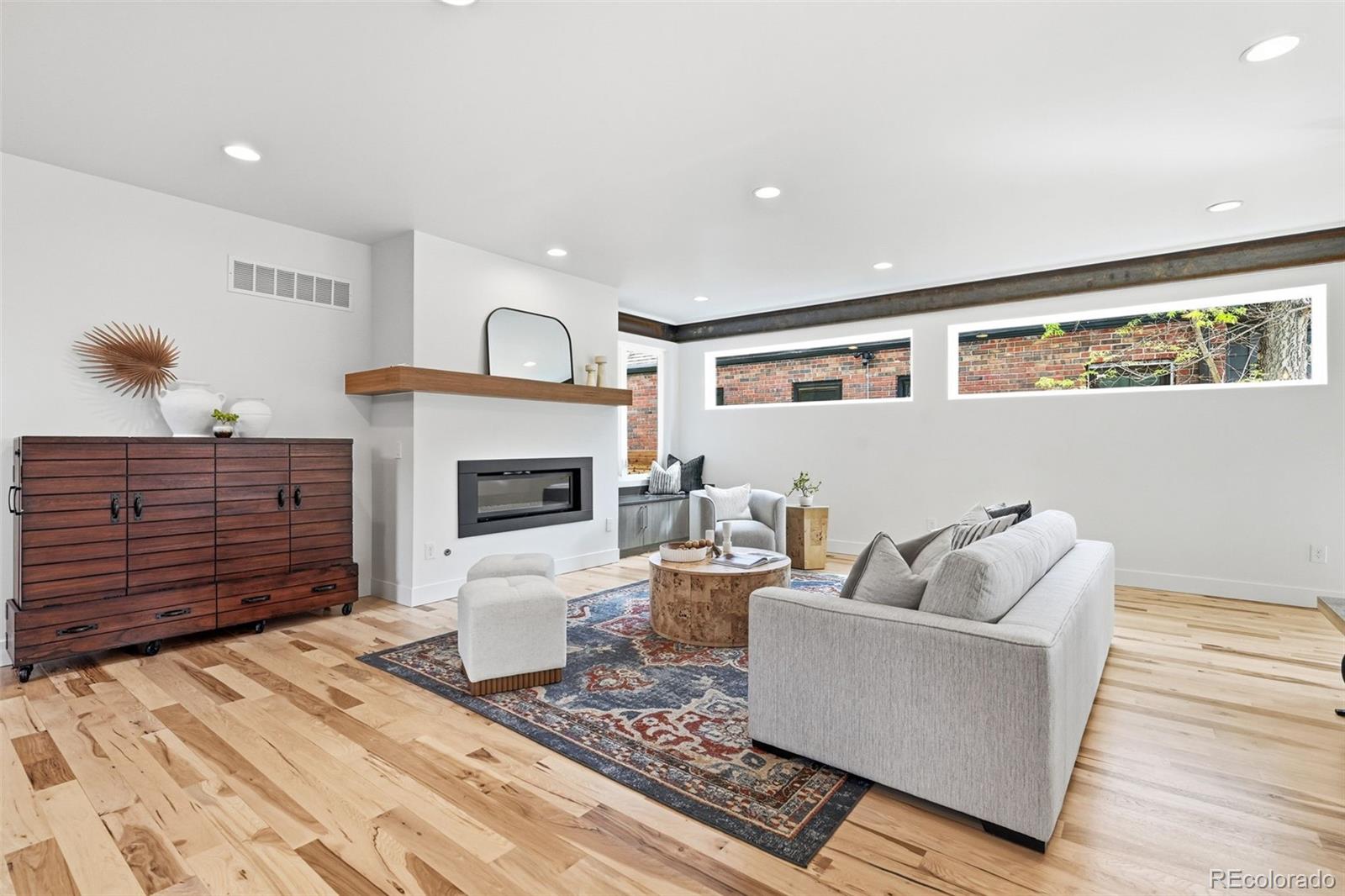 2379 Ivanhoe Street Denver, CO 80207 - Photo 8 of 50