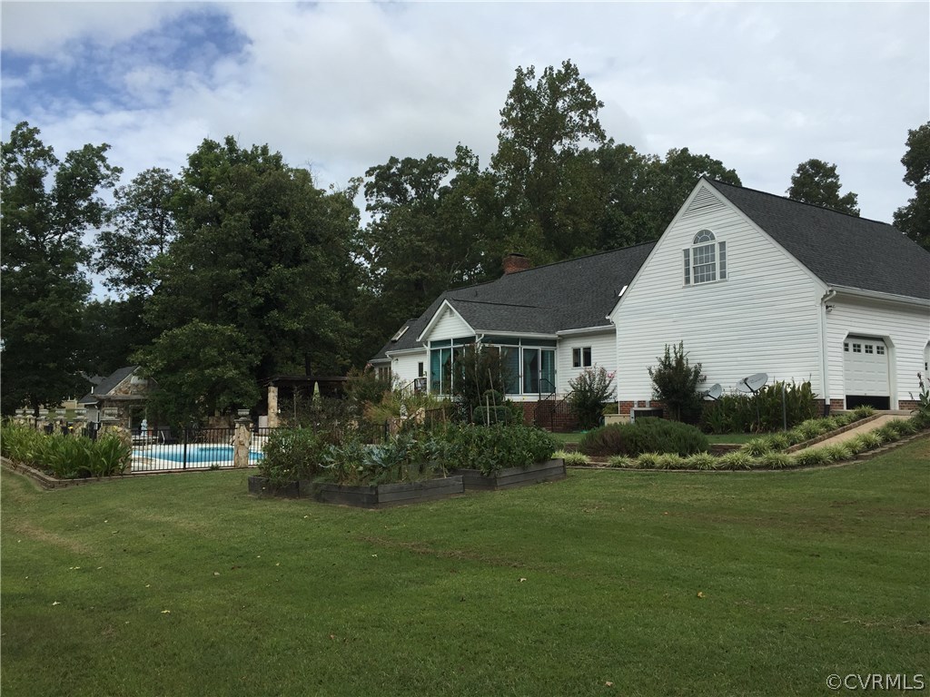 14330 Happy Hill Road Chester, VA 23831 - Photo 19 of 22 Gallery Image 19