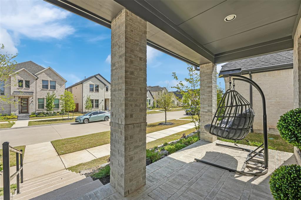 15676 Fringe Tree Road Frisco, TX 75035 - Photo 4 of 40