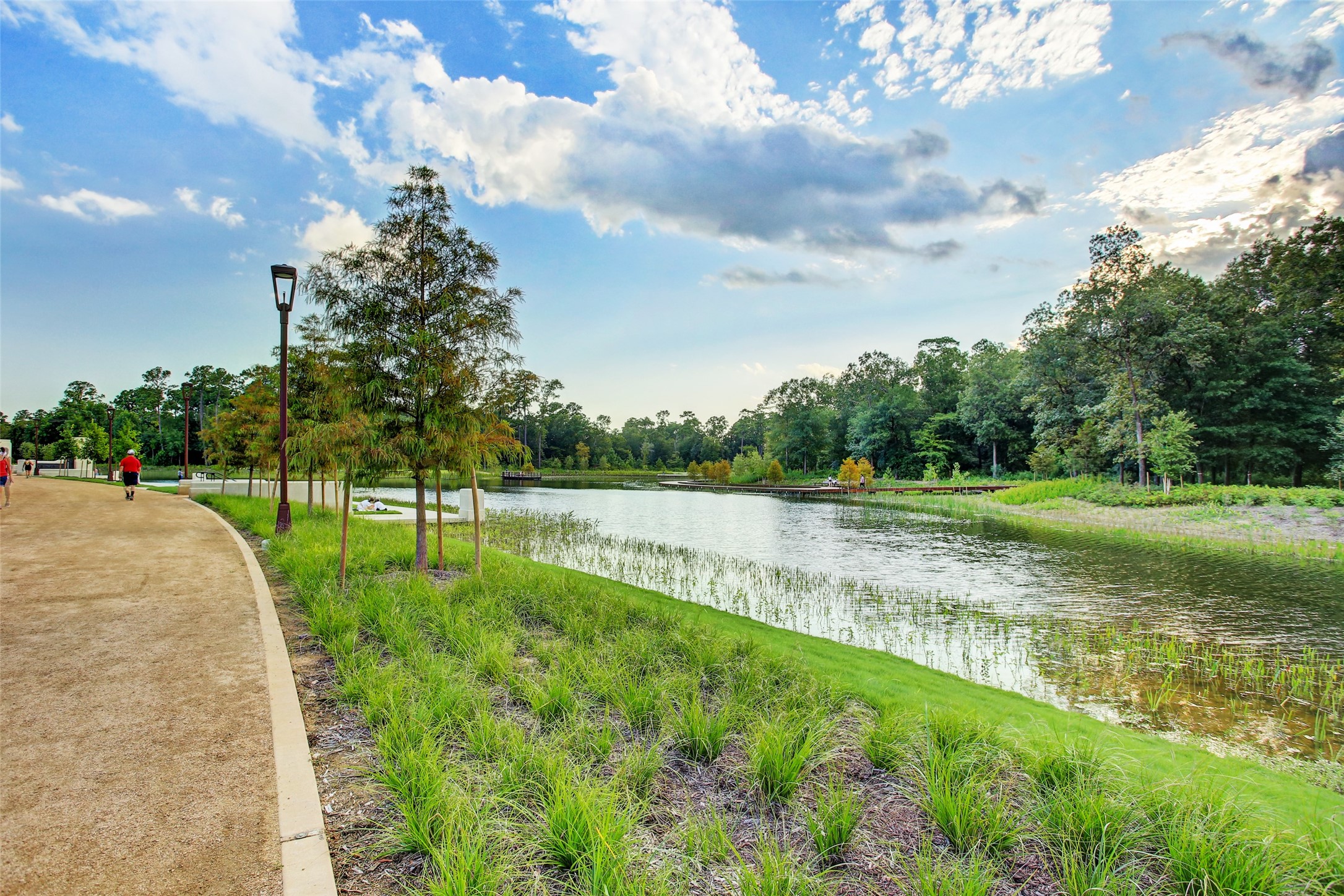 5810 Venice Street Houston, TX 77007 - Photo 23 of 31 a view of lake with green space