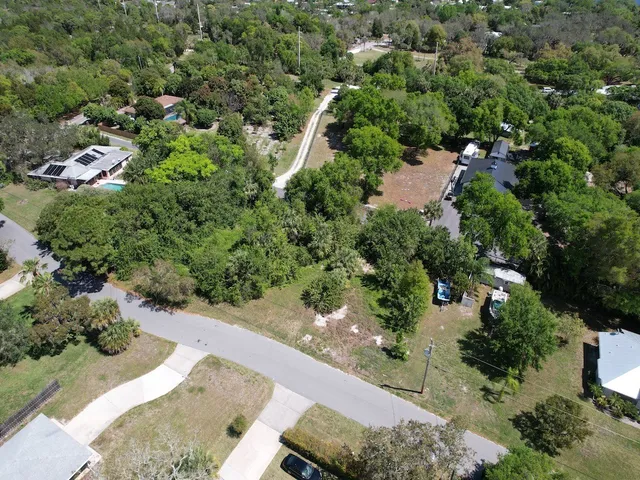 $170,000 | 0 Oak Trail, Micco, FL 32976