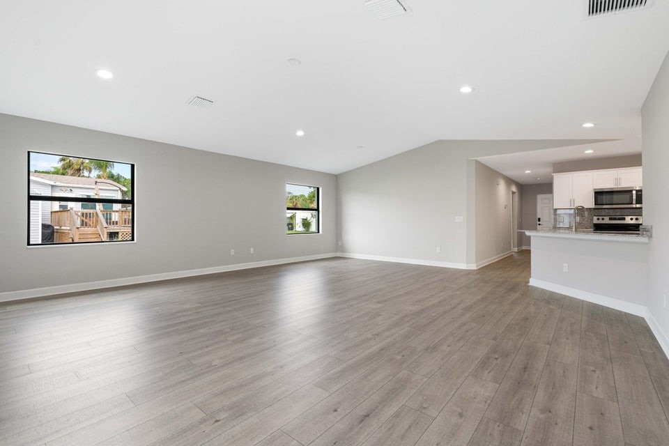 11 Azul Fort Pierce, FL 34951 - Photo 12 of 30 Gallery Image 12