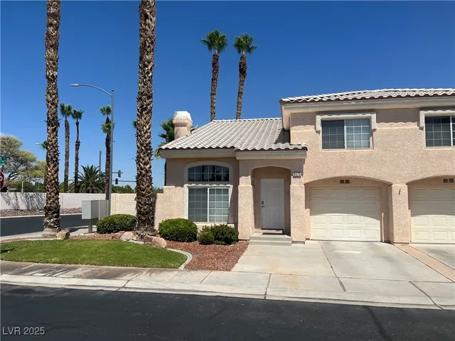$1,900 | 8476 Sewards Bluff Avenue, Las Vegas, NV 89129