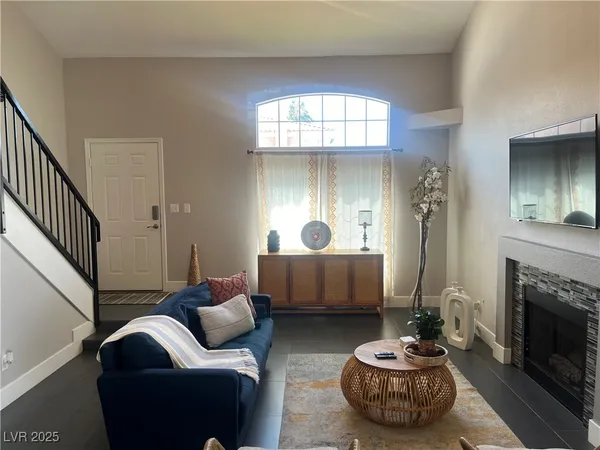 $1,900 | 8476 Sewards Bluff Avenue, Las Vegas, NV 89129