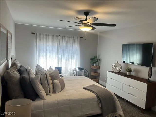 $1,900 | 8476 Sewards Bluff Avenue, Las Vegas, NV 89129