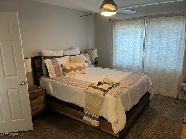 $1,900 | 8476 Sewards Bluff Avenue, Las Vegas, NV 89129